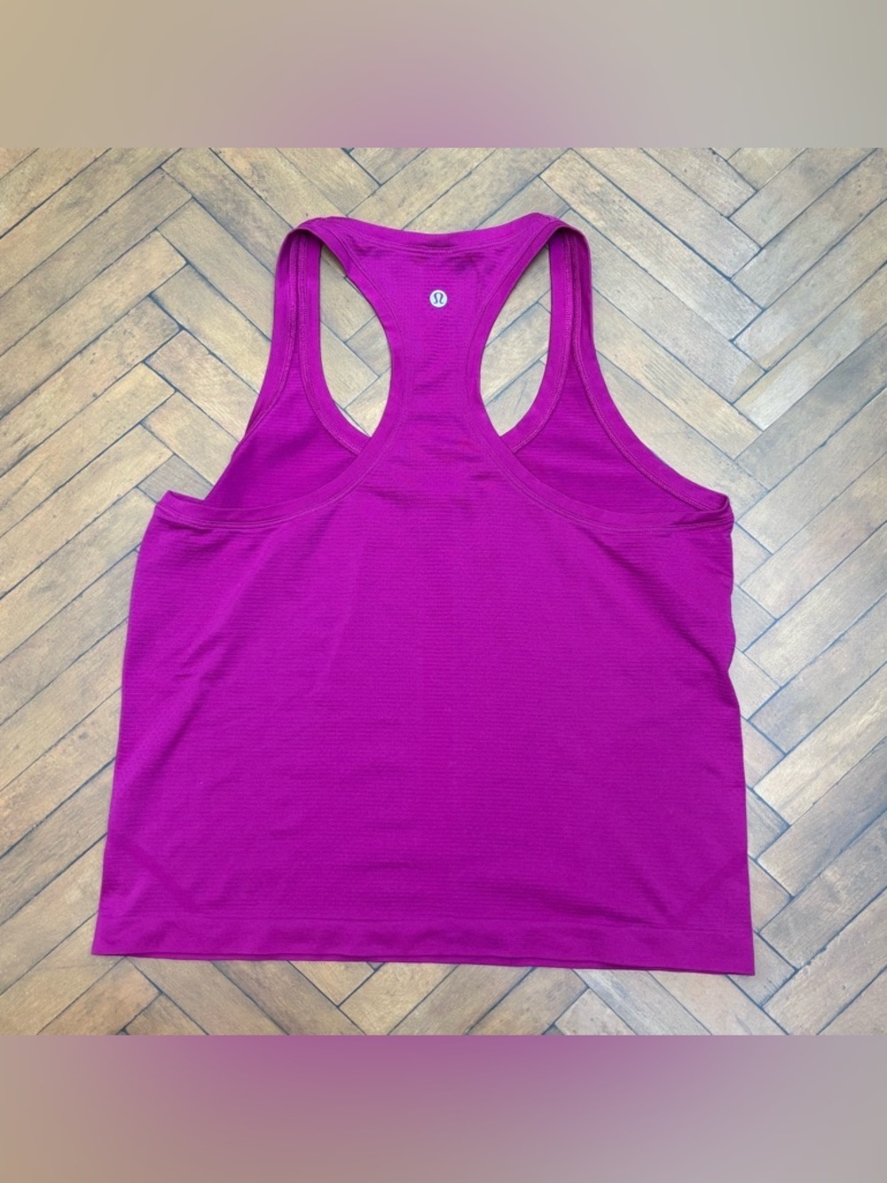 Lululemon Swiftly Tech Racerback Tank Top *Race Size 10 In Ripened Raspberry? - Picture 2 of 4